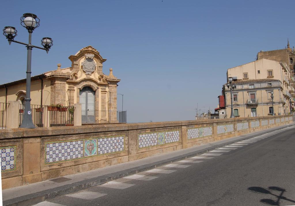 La Rosa Antica Bed and Breakfast Caltagirone Buitenkant foto
