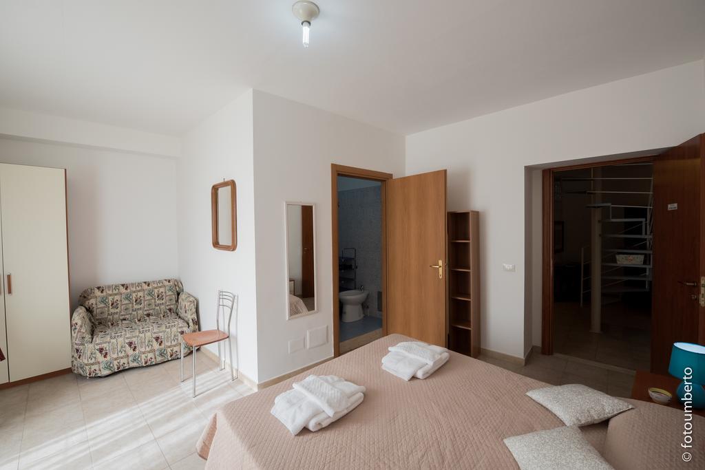 La Rosa Antica Bed and Breakfast Caltagirone Buitenkant foto