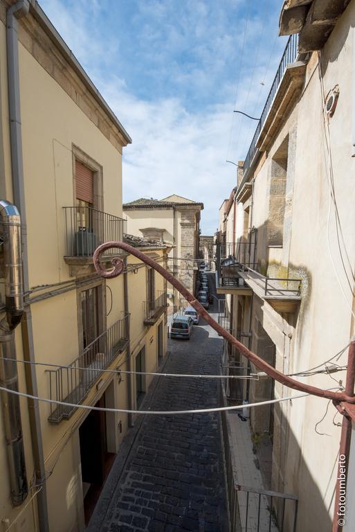 La Rosa Antica Bed and Breakfast Caltagirone Buitenkant foto
